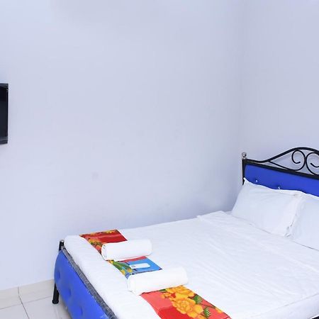 Lia'S Homestay Puducherry Buitenkant foto