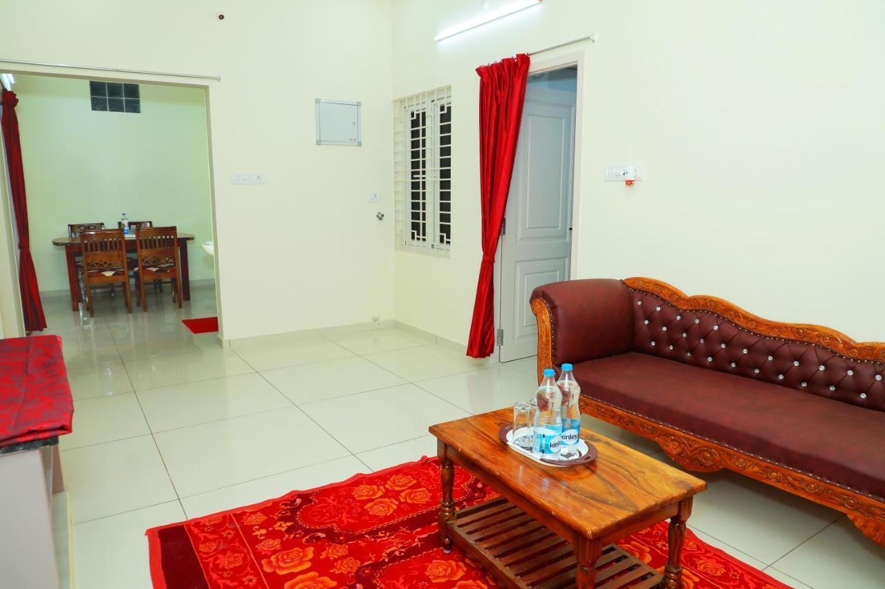 Lia'S Homestay Puducherry Buitenkant foto