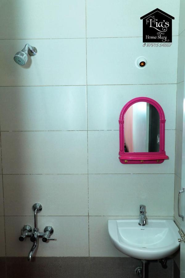 Lia'S Homestay Puducherry Buitenkant foto