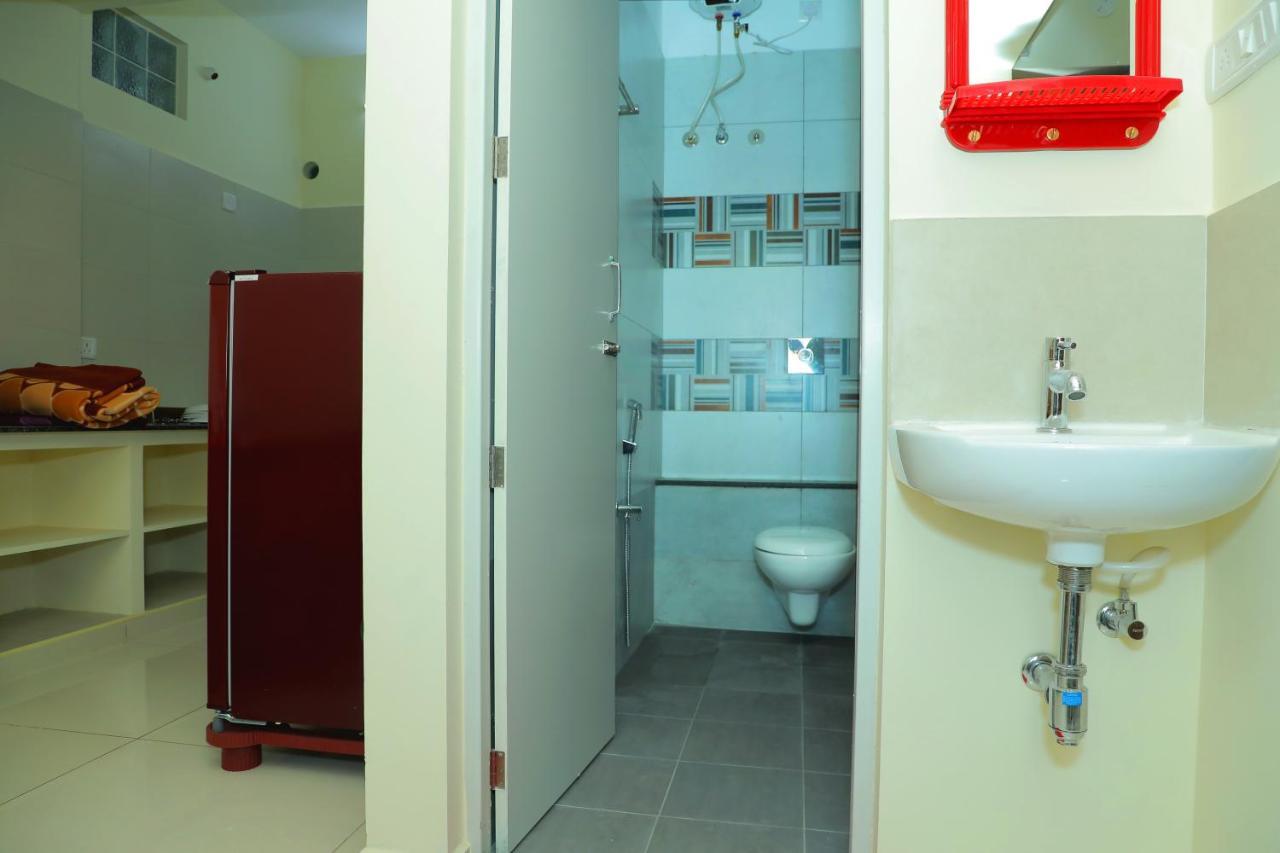 Lia'S Homestay Puducherry Buitenkant foto