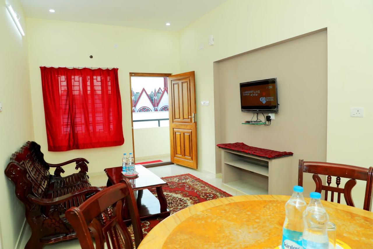 Lia'S Homestay Puducherry Buitenkant foto