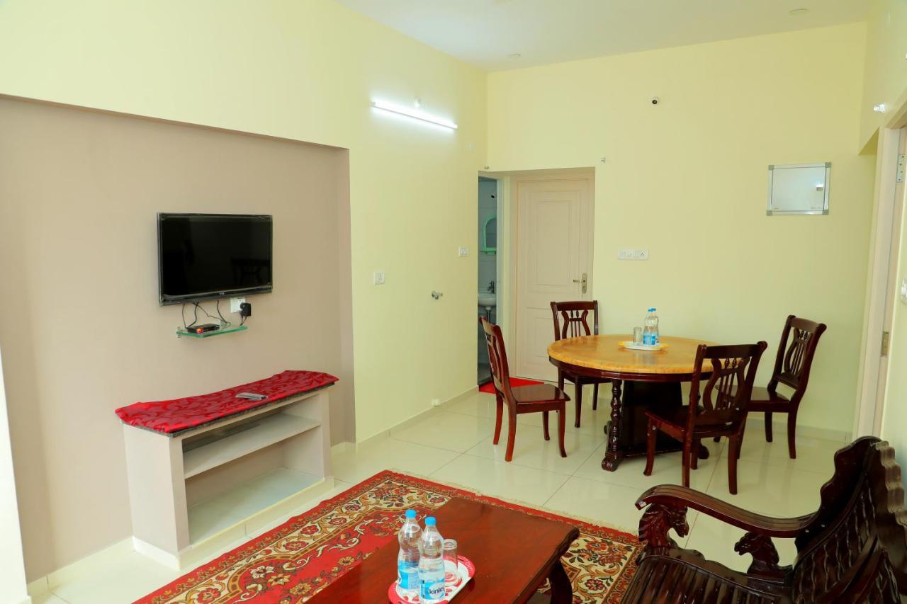 Lia'S Homestay Puducherry Buitenkant foto
