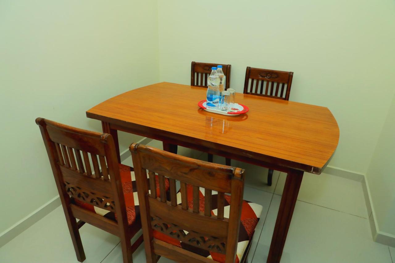 Lia'S Homestay Puducherry Buitenkant foto