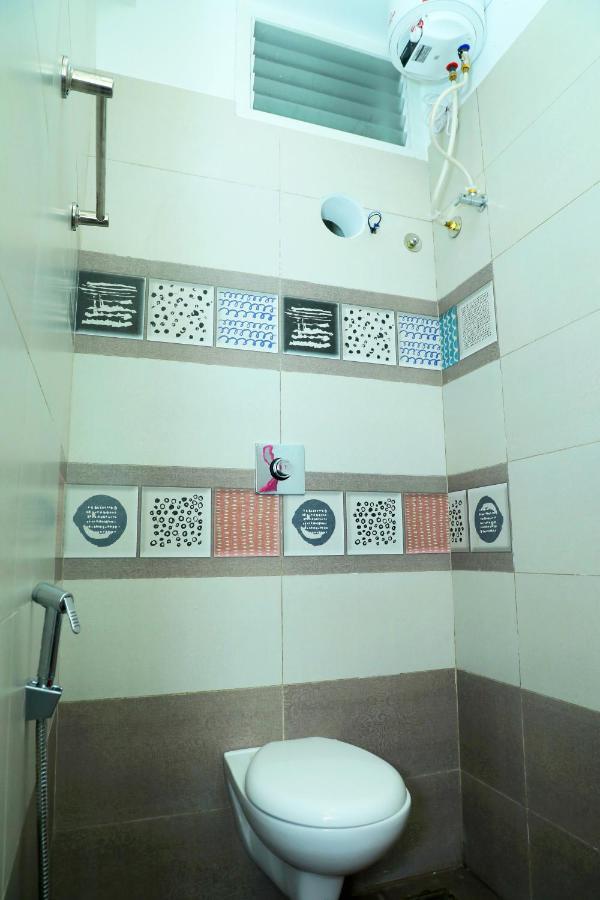 Lia'S Homestay Puducherry Buitenkant foto