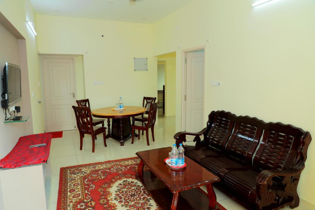Lia'S Homestay Puducherry Buitenkant foto