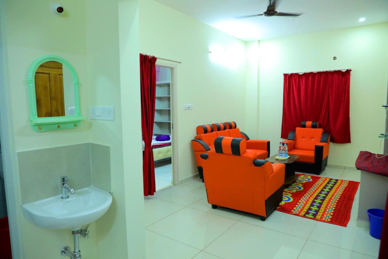 Lia'S Homestay Puducherry Buitenkant foto