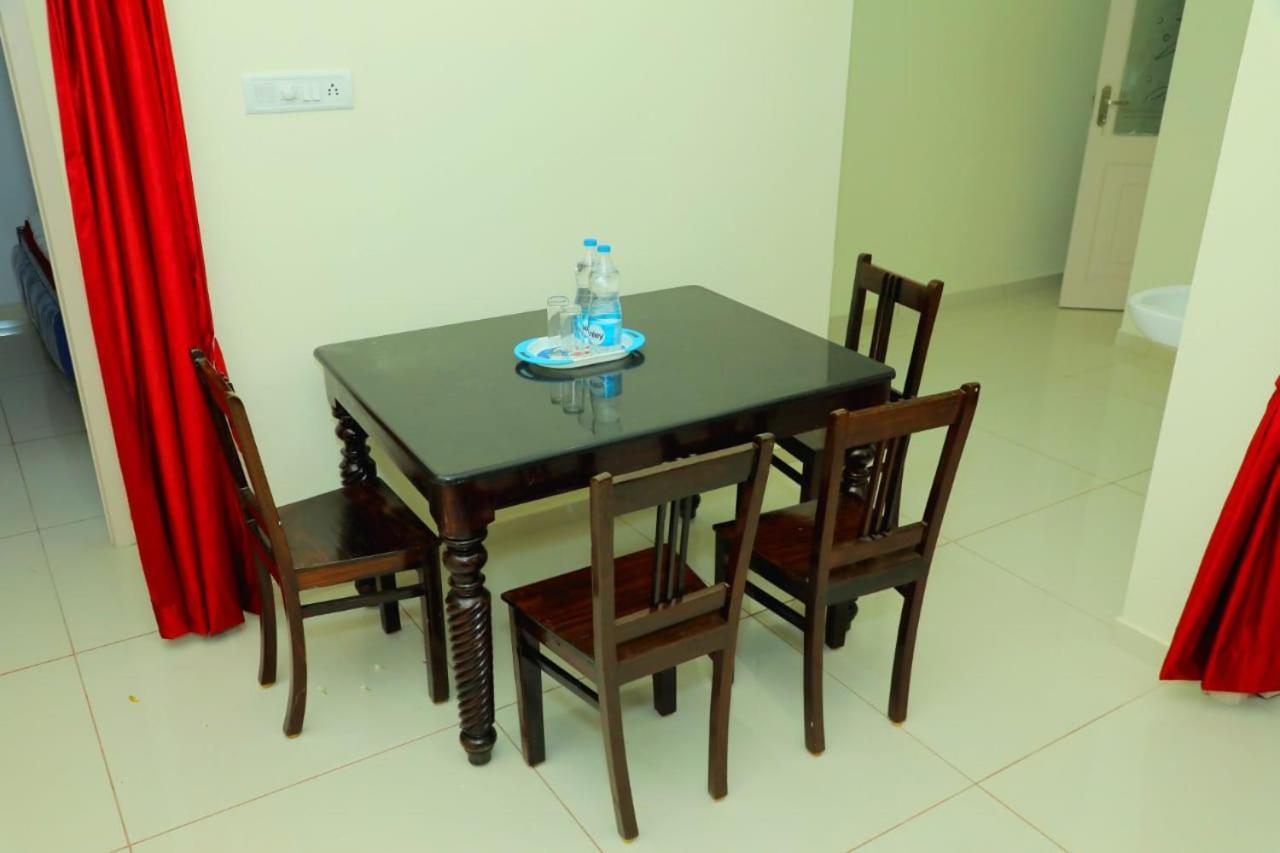 Lia'S Homestay Puducherry Buitenkant foto
