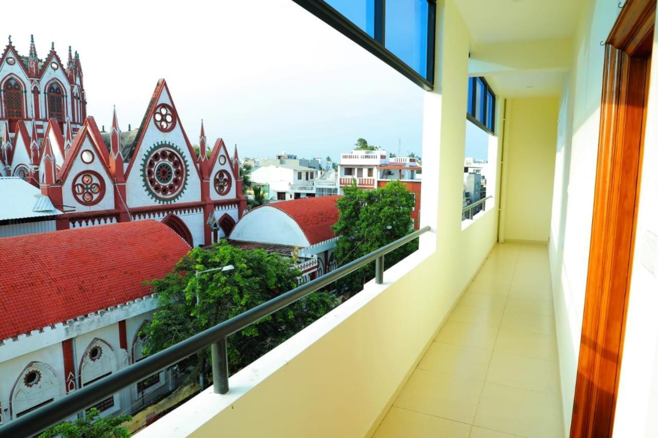 Lia'S Homestay Puducherry Buitenkant foto