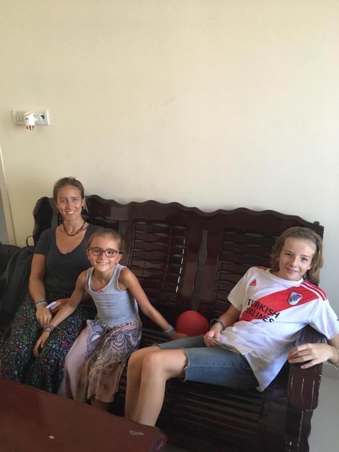 Lia'S Homestay Puducherry Buitenkant foto