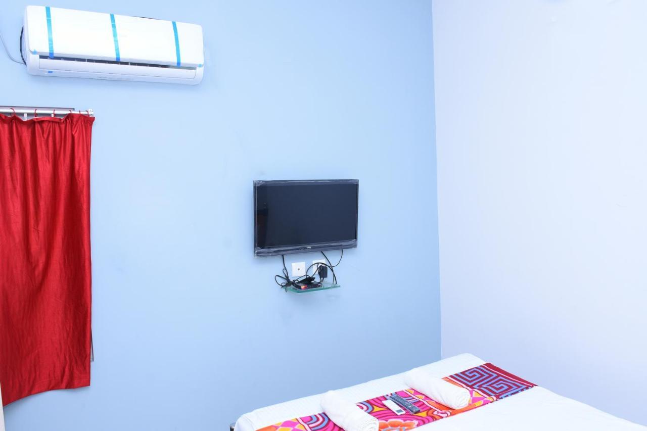 Lia'S Homestay Puducherry Buitenkant foto
